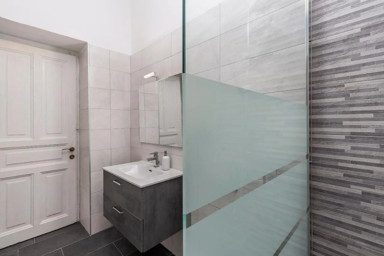 Apartment S With Three Rooms In The Centar Rijeka